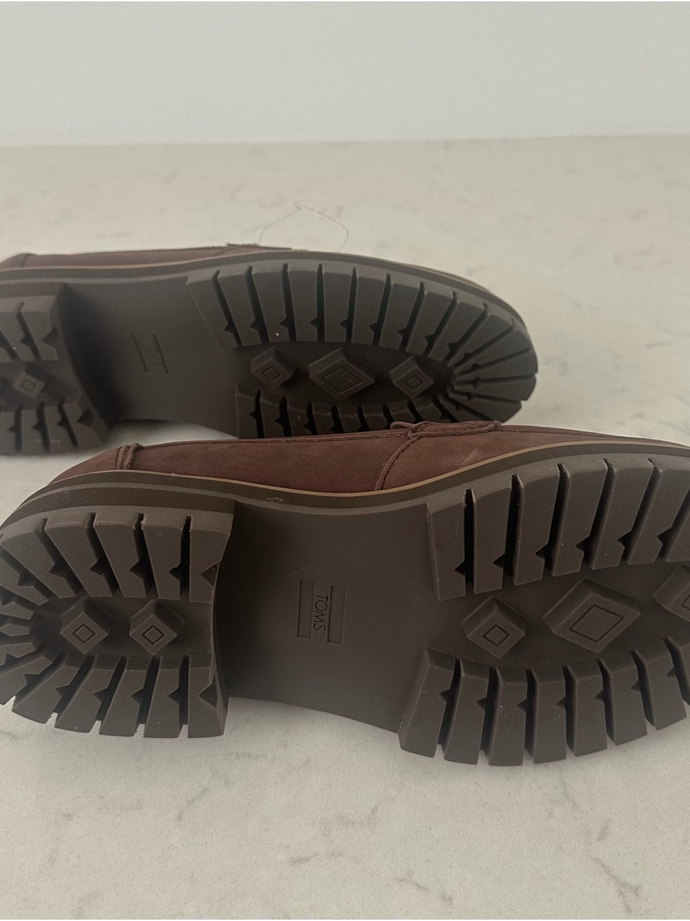 Tom’s Cara Loafers in Oak Brown Leather - Picture 10 of 11